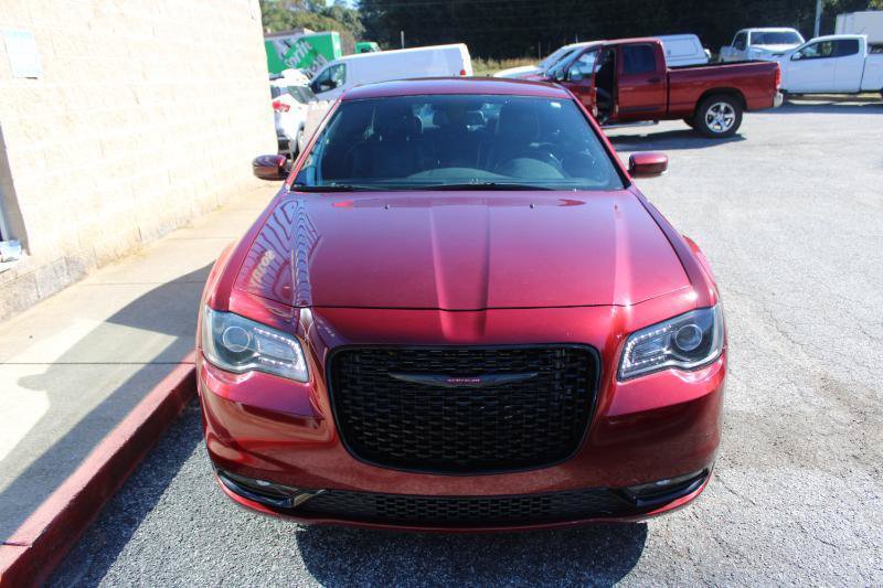 Used 2021 Chrysler 300 S RWD image 2