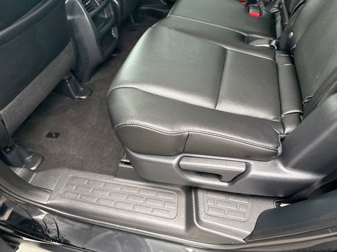 Certified 2023 Honda Passport EX-L image 19