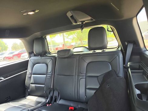 Used 2024 Lincoln Navigator Reserve AWD/4WD image 40