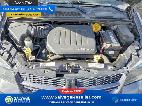 Used 2018 Dodge Grand Caravan GT image 16