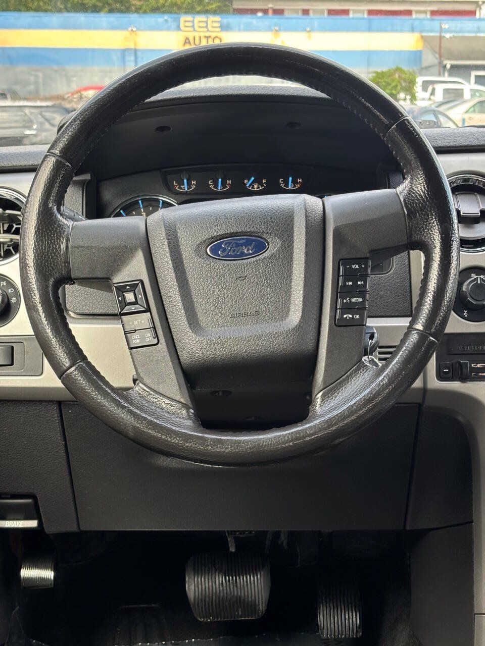 Used 2011 Ford F150 FX4 w/ FX Luxury Pkg AWD/4WD image 19