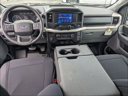 Used 2021 Ford F150 XLT AWD/4WD image 18