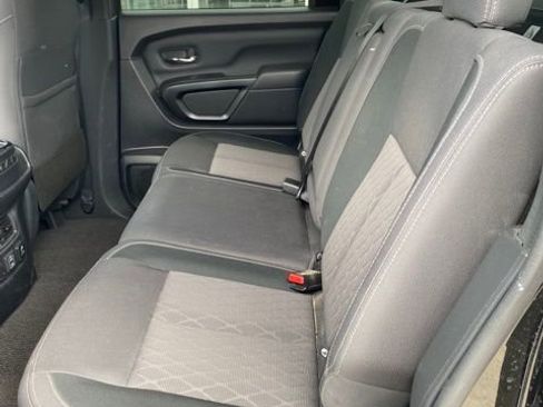 Used 2024 Nissan Titan SV w/ SV Convenience Package image 20