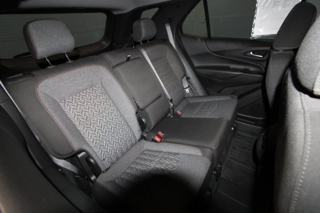 Used 2024 Chevrolet Equinox LT w/ LPO, Floor Liner Package FWD image 23