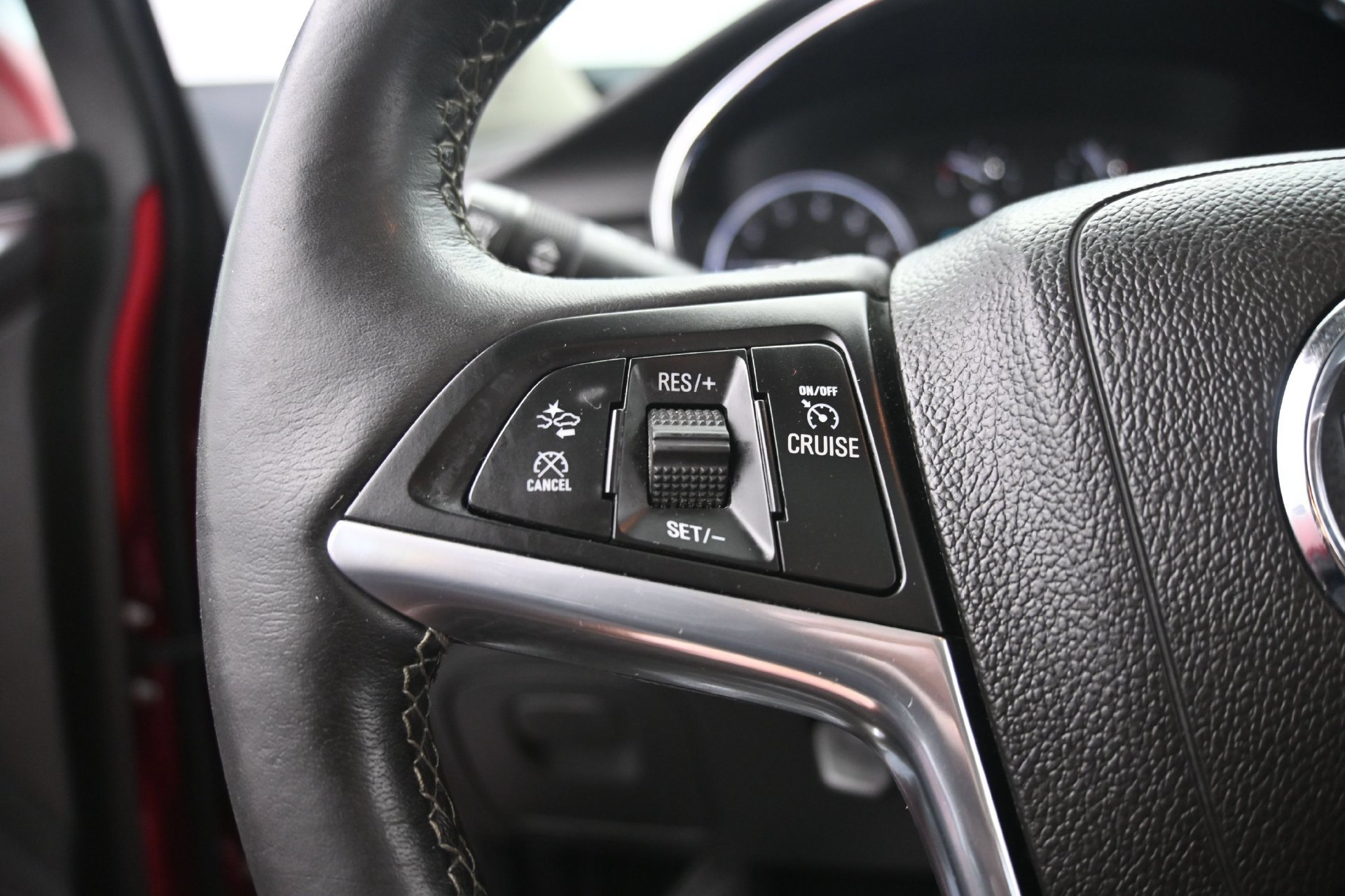 Used 2019 Buick Encore Essence w/ Safety Package II AWD/4WD image 22