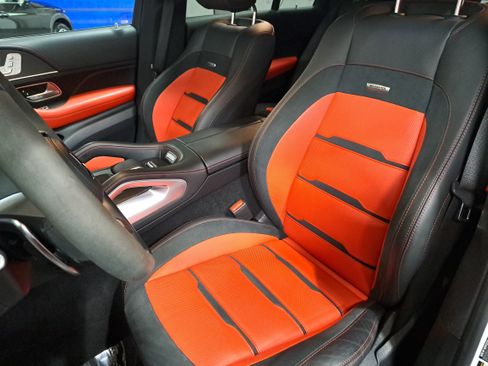 Certified 2025 Mercedes-Benz GLE 53 AMG 4MATIC image 16