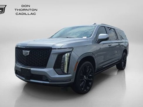 Used 2025 Cadillac Escalade ESV Sport Platinum w/ LPO, ONYX Package AWD/4WD image 1