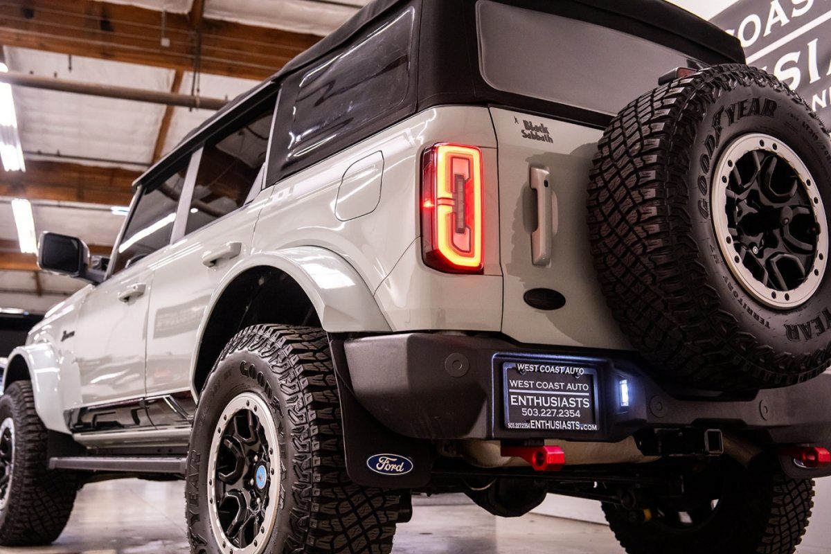 Used 2022 Ford Bronco Outer Banks w/ Sasquatch Package AWD/4WD image 25