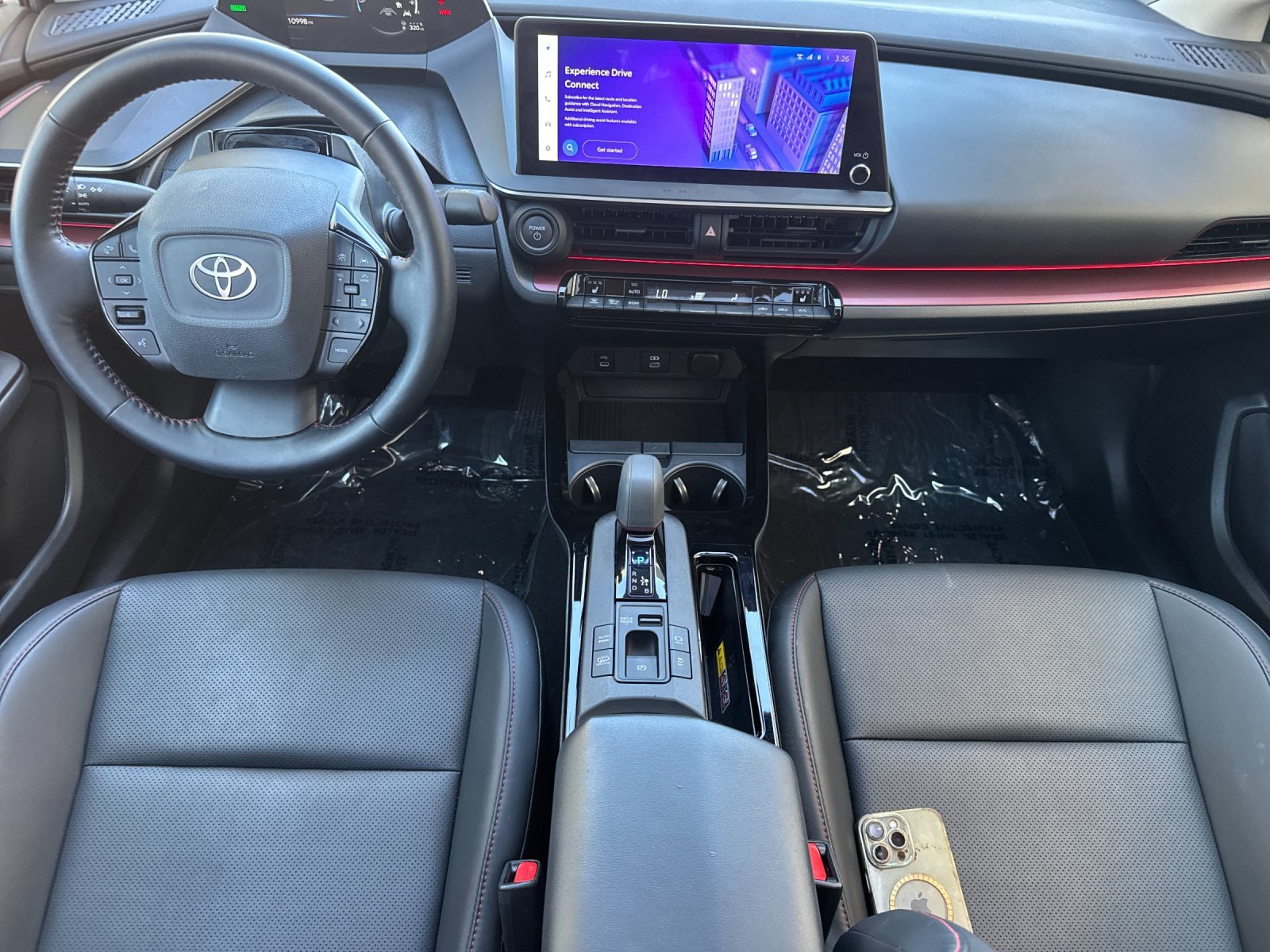 Used 2025 Toyota Prius Plug-In Hybrid FWD image 13