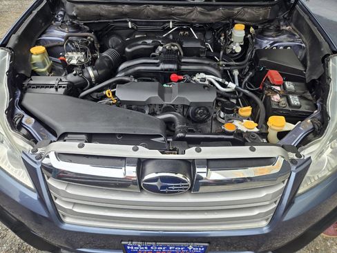 Used 2013 Subaru Outback 2.5i Premium w/ All-Weather Pkg image 14
