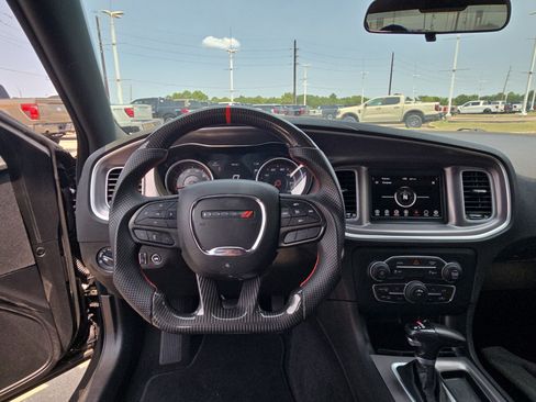 Used 2022 Dodge Charger SXT RWD image 28