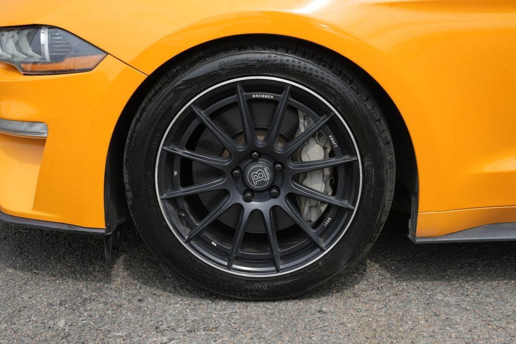 Used 2019 Ford Mustang Coupe w/ Ecoboost Performance Package RWD image 13