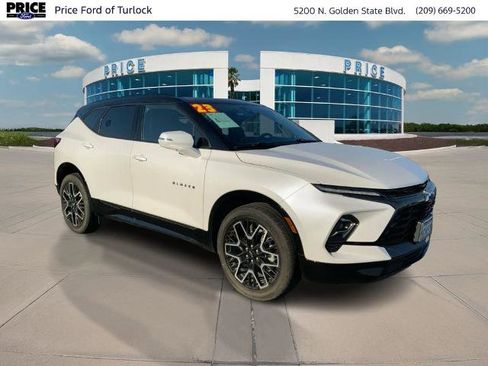 Used 2023 Chevrolet Blazer RS w/ Driver Confidence II Package image 3