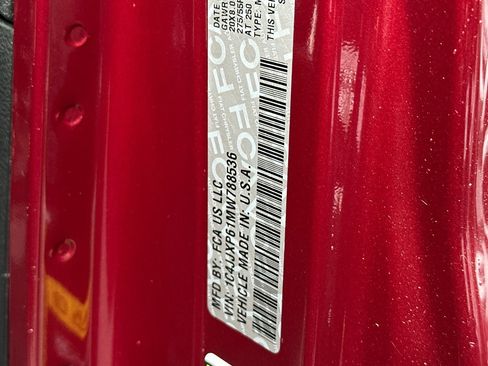 Used 2021 Jeep Wrangler Unlimited Sahara image 29