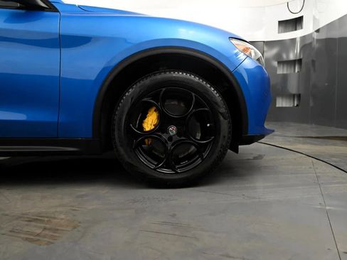 Used 2018 Alfa Romeo Stelvio Ti Sport image 16