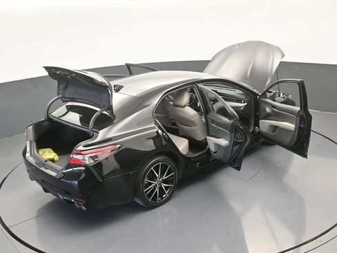 Used 2024 Toyota Camry SE image 57