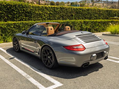 Used 2011 Porsche 911 Carrera RWD image 7