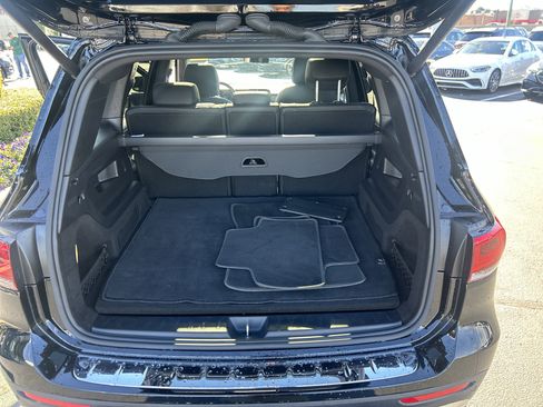 Certified 2022 Mercedes-Benz GLB 250 w/ Premium Package Lite image 34