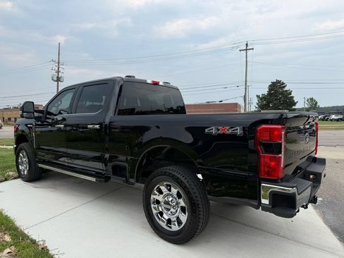 Used 2026 Ford F250 Lariat w/ Chrome Package AWD/4WD image 3