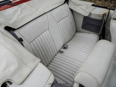 Used 1993 Ford Mustang LX RWD image 88