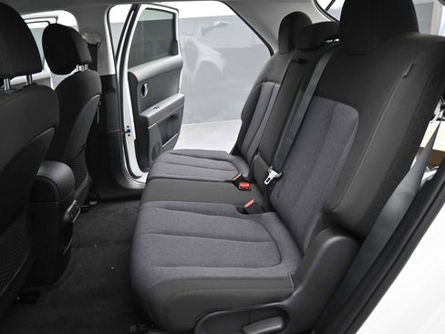 New 2025 Hyundai Ioniq 5 SE image 14