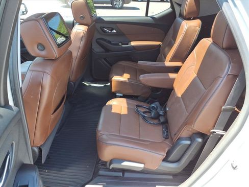 Used 2019 Chevrolet Traverse High Country AWD/4WD image 8