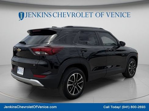 Used 2024 Chevrolet TrailBlazer LT FWD image 5