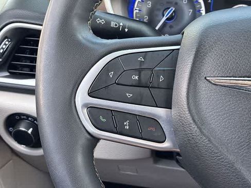 Used 2023 Chrysler Voyager LX FWD image 24