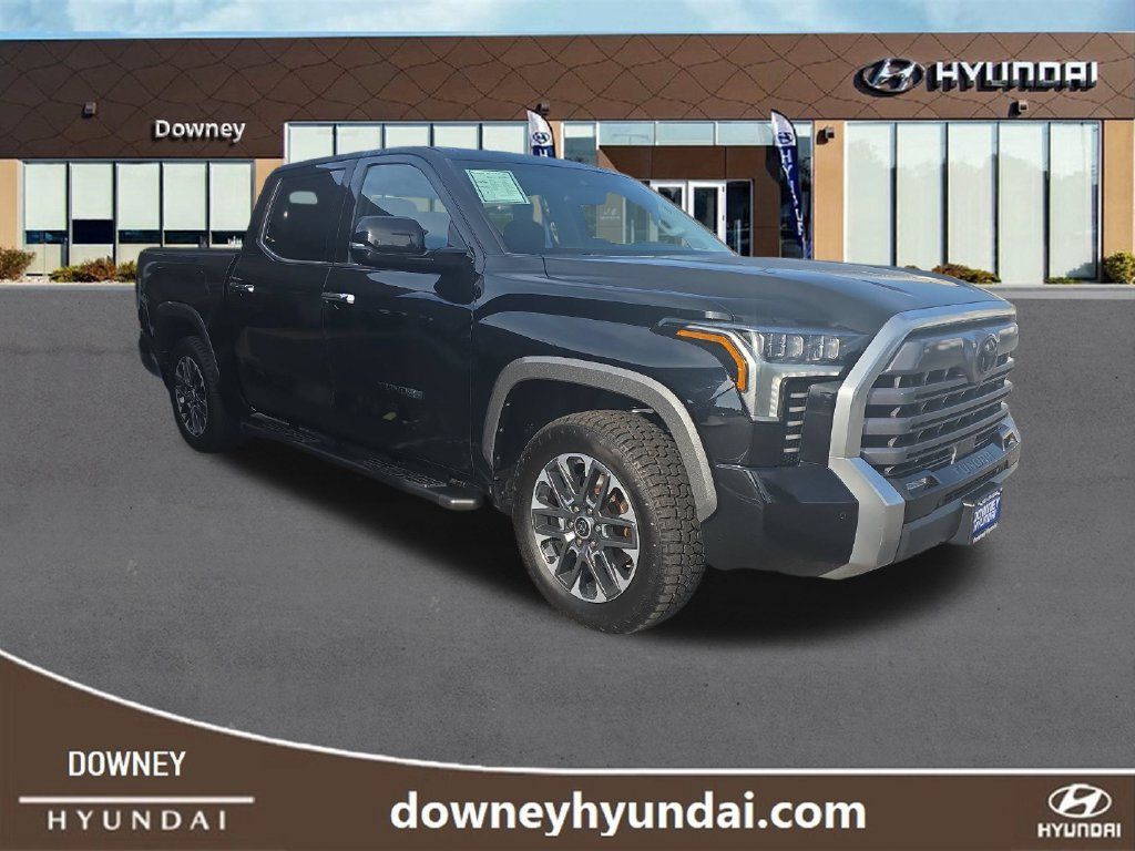 Used 2023 Toyota Tundra Limited AWD/4WD image 7