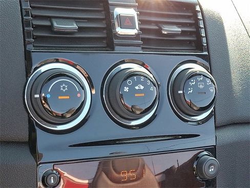 Used 2007 Saturn Sky w/ Premium Trim Pkg image 15