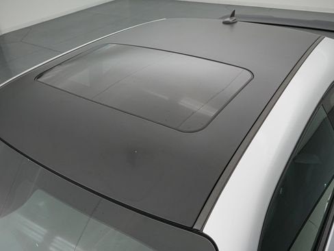 Used 2020 Dodge Challenger R/T image 21