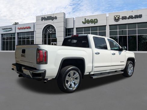 Used 2018 GMC Sierra 1500 SLT image 3