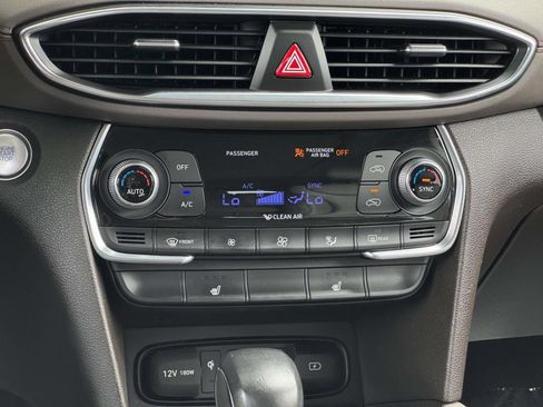 Used 2020 Hyundai Santa Fe SEL AWD/4WD image 12
