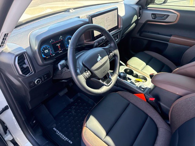 Used 2025 Ford Bronco Sport Outer Banks w/ Outer Banks Tech Package+ AWD/4WD image 25