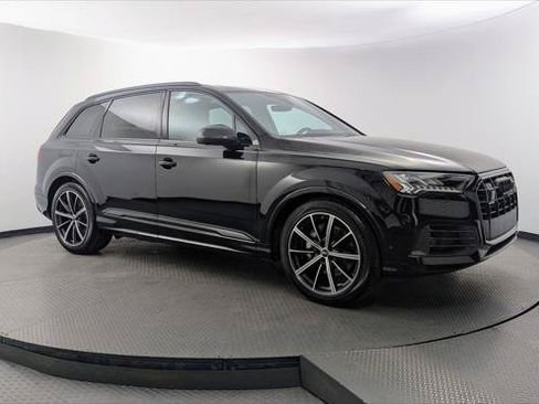 Used 2023 Audi Q7 3.0T Prestige w/ Prestige Package AWD/4WD image 11