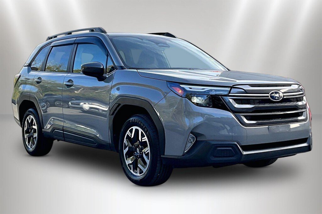 Certified 2025 Subaru Forester Premium AWD/4WD image 1