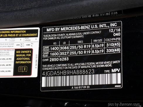 Used 2017 Mercedes-Benz GLE 350 4MATIC image 40