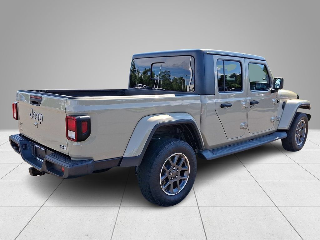 Used 2020 Jeep Gladiator Overland AWD/4WD image 5
