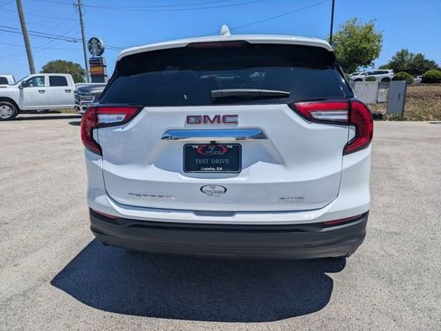 Used 2024 GMC Terrain SLE AWD/4WD image 5