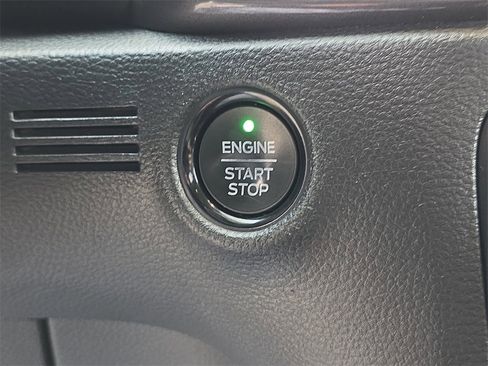 Used 2019 Ford Ranger Lariat w/ Equipment Group 501A Mid image 26