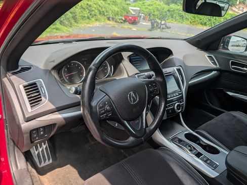 Used 2018 Acura TLX V6 w/ Technology & A-SPEC Pkg AWD/4WD image 19