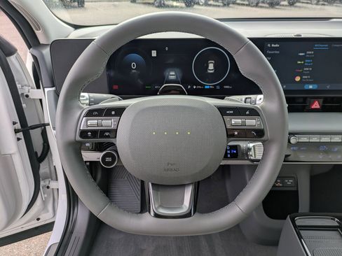 Used 2026 Hyundai Ioniq 5 Limited AWD/4WD image 19