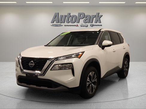 Used 2023 Nissan Rogue SV AWD/4WD image 5