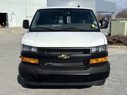 New 2025 Chevrolet Express 3500 Extended w/ Driver Convenience Package image 4