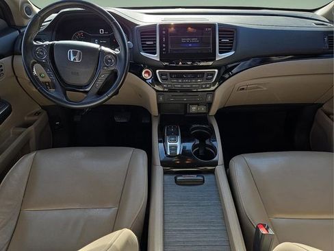 Used 2016 Honda Pilot Touring image 13