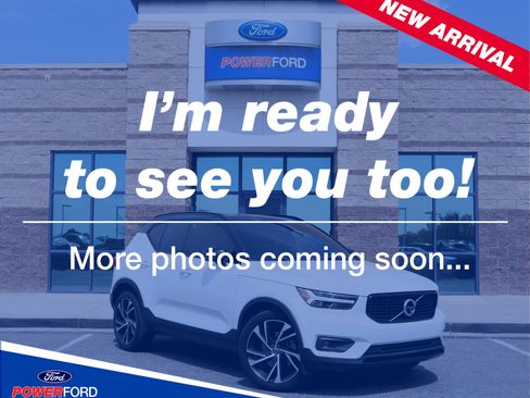 Used 2022 Volvo XC40 T5 R-Design AWD/4WD image 1