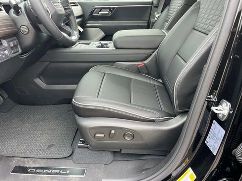 New 2025 GMC Sierra EV Denali image 19