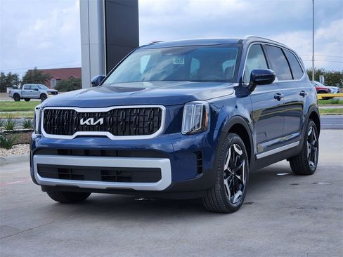 New 2025 Kia Telluride EX image 2