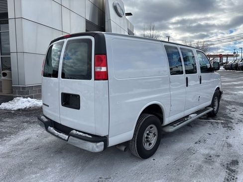 Used 2024 Chevrolet Express 2500 w/ Driver Convenience Package image 3