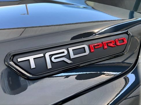 Used 2025 Toyota Tacoma TRD Pro AWD/4WD image 31